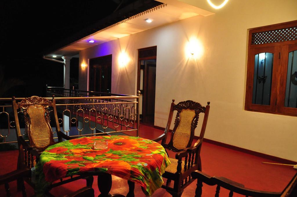 Polina Resort Hikkaduwa Exterior foto