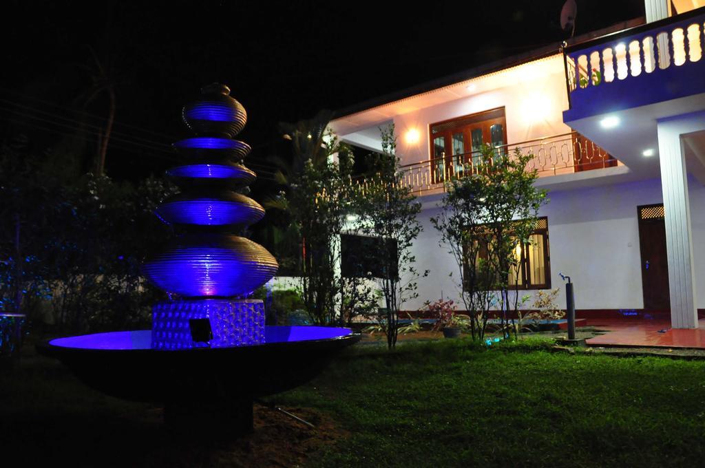 Polina Resort Hikkaduwa Exterior foto