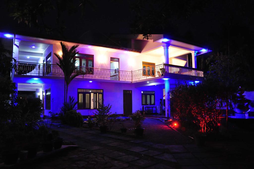 Polina Resort Hikkaduwa Exterior foto